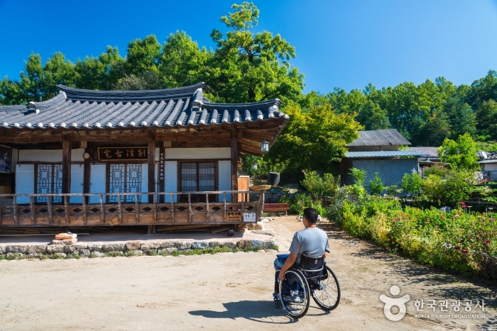 300년 세월을 훌쩍 넘긴 섬계고택