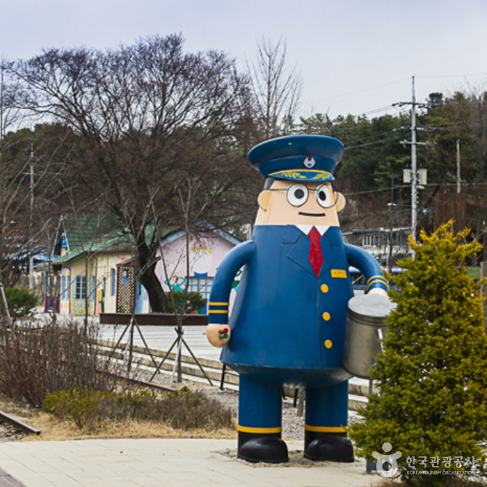 김유정역(폐역) 전경