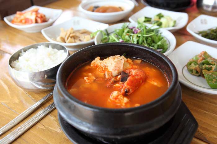 맷돌순두부찌개