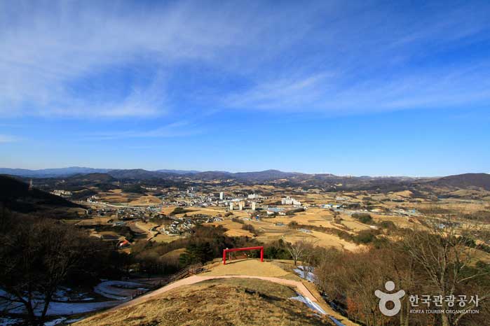 특별한 전망대 풍경을 자랑하는 순수양떼목장 전경