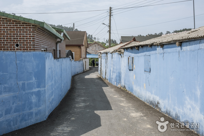 시간이 정지된 듯 고즈넉한 팔금도