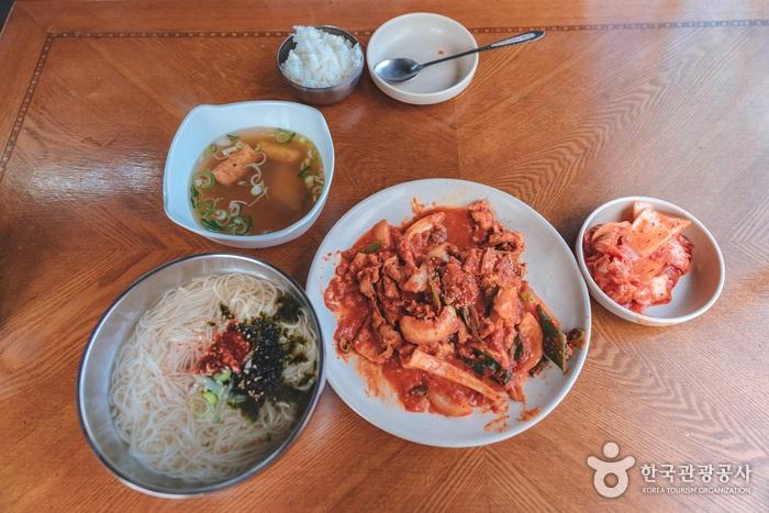 가생이닷컴>커뮤니티 > 여행/맛집 > 계절 아름다움 걷기 좋은 길 북한산둘레길