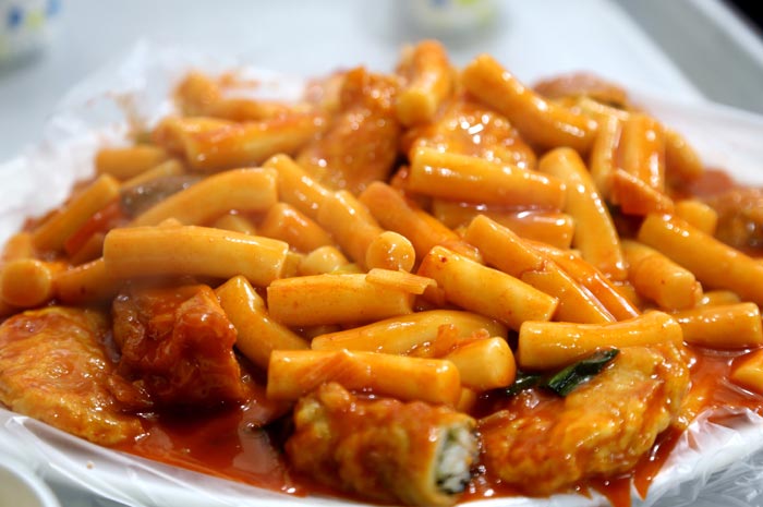 먹음직스러운 '원조떡볶이'의 떡볶이